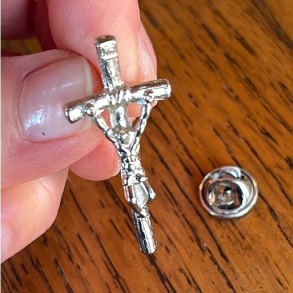 Crucifix pin silver tie tack back vintage